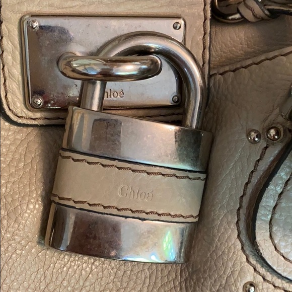 Chloe Leather Lock Hamdbag - Picture 4 of 5